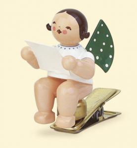 Gr�nhainichener Engel mit Notenblatt auf Klemme