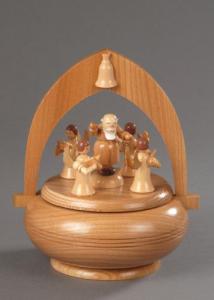 Seiffener Spieldose Petrus mit Engel