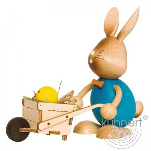 Stubsi Hase mit Schubkarre