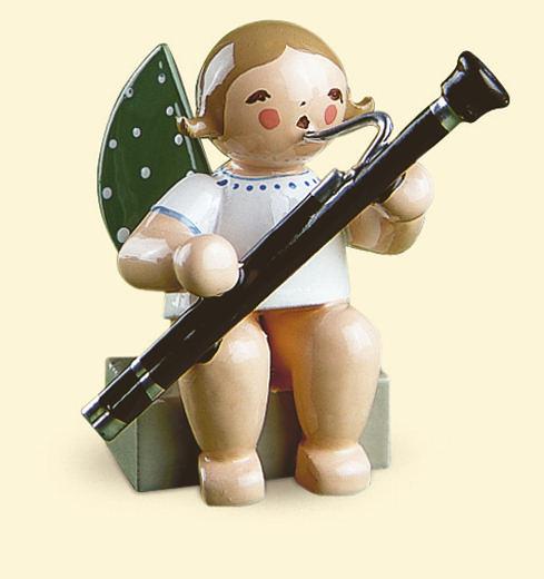 Grünhainichener Engel® mit Fagott, sitzend