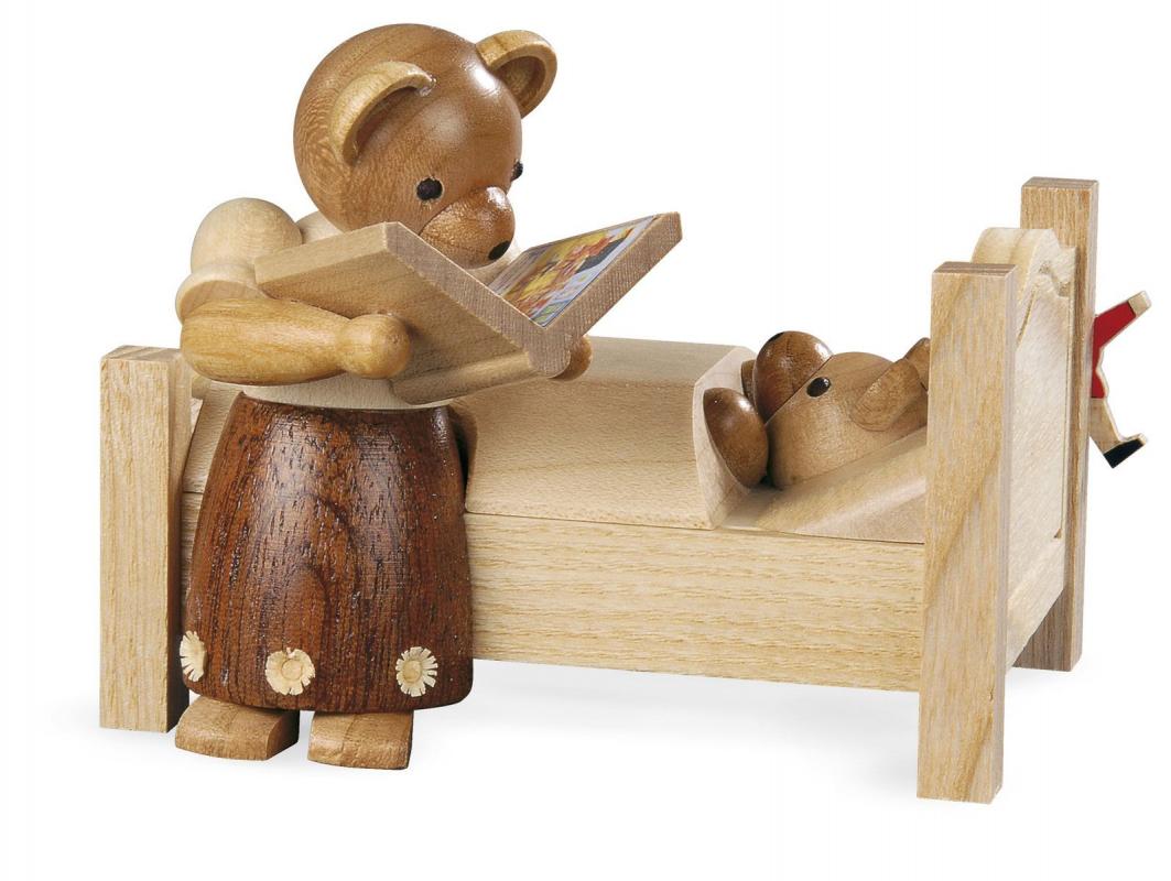 Osterhase Hasenmutter erzählt Gute-Nacht-Geschichten natur