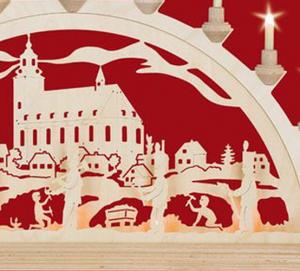 Schwibbogen Schneeberger Kirche mit Vorbeleuchtung