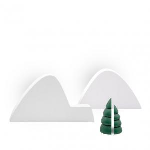 Winterlandschaft 1 mit 2 halben Bäumen, grün