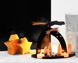 Schalling Black Pyramide Christgeburt mit Hirte